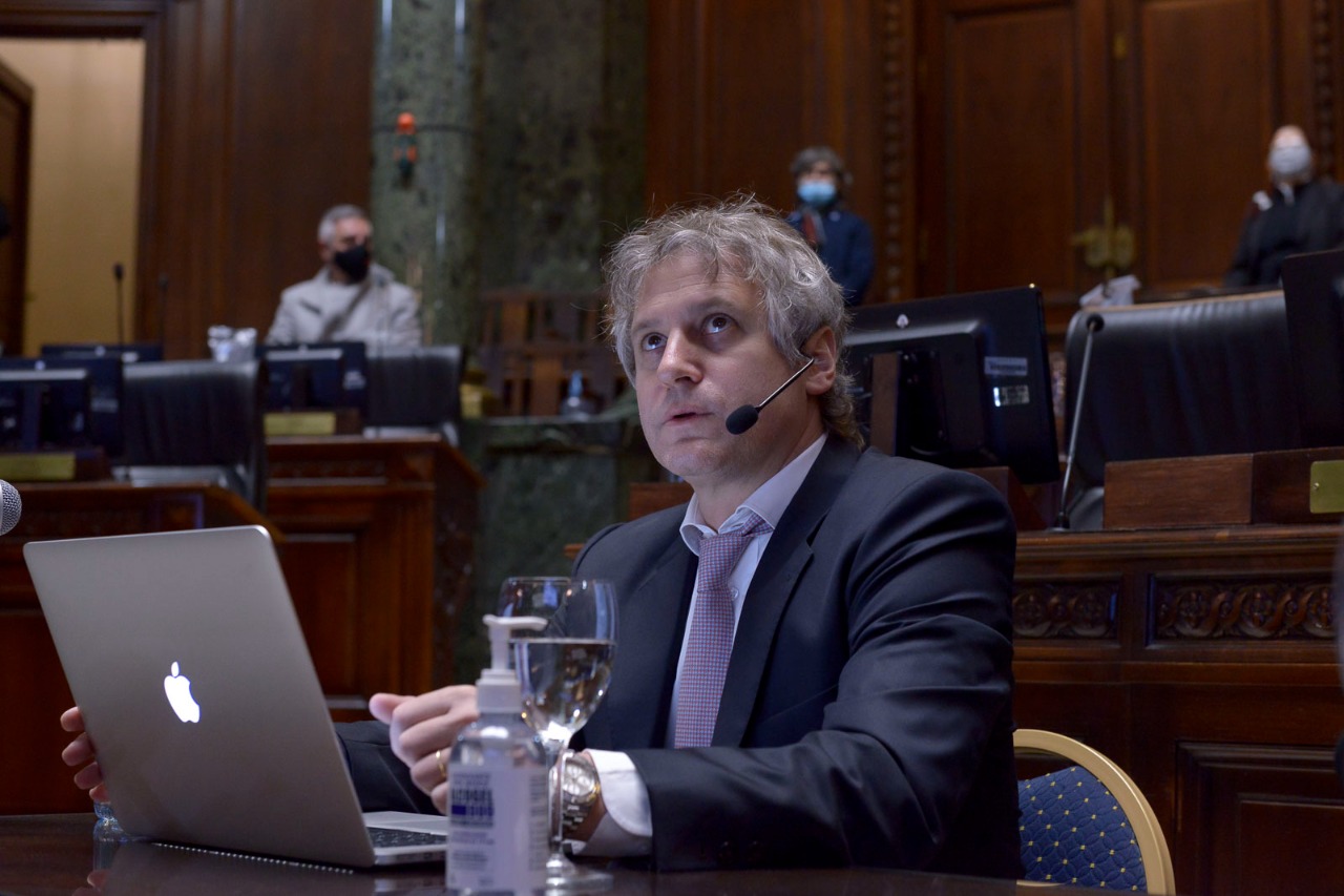 Felipe Miguel en la Legislatura: “Una de las primeras tareas que asumimos en esta pandemia fue la de fortalecer el sistema de salud"