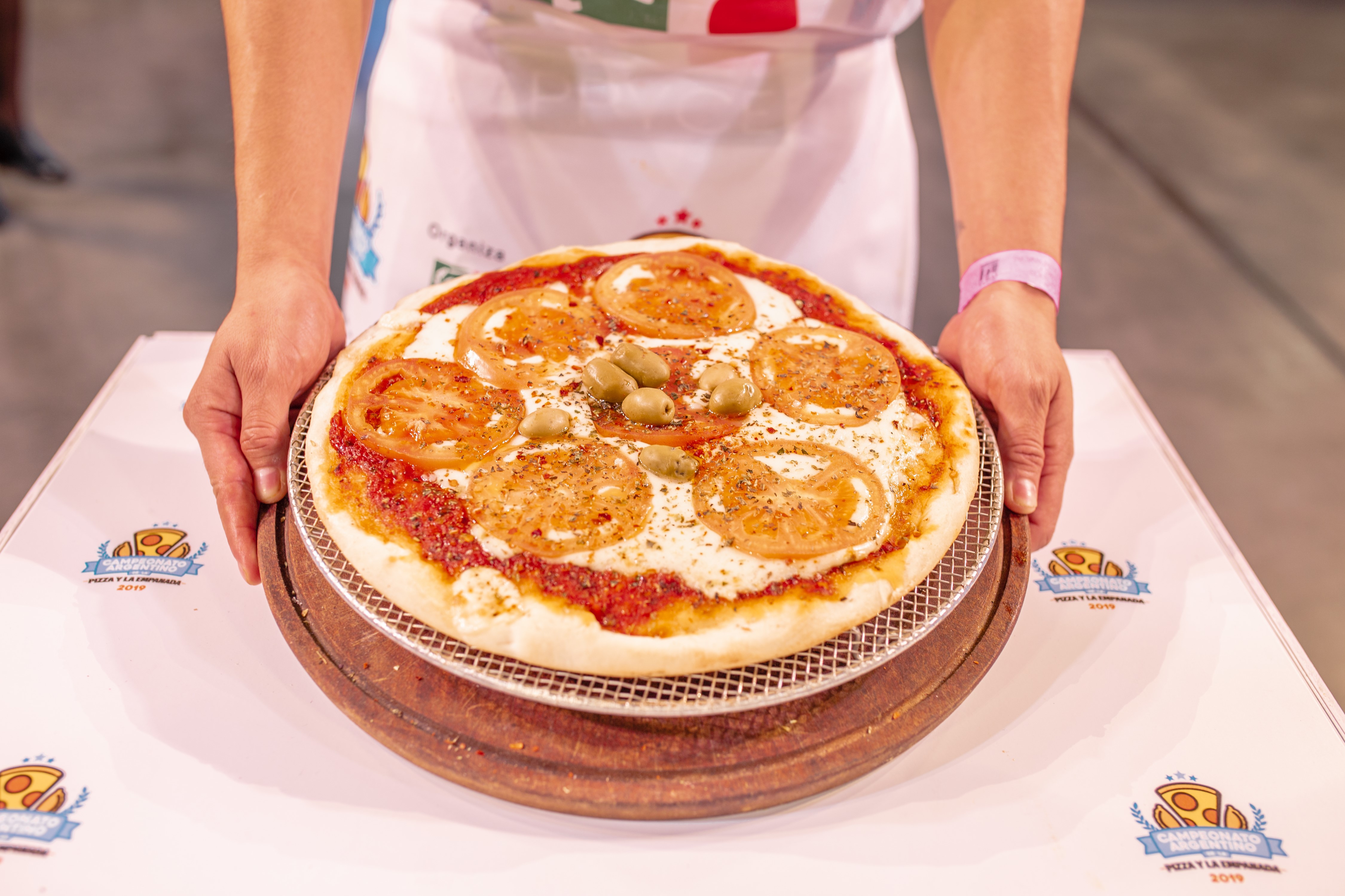 Llega otra edición de "La Noche de la Pizza y la Empanada"