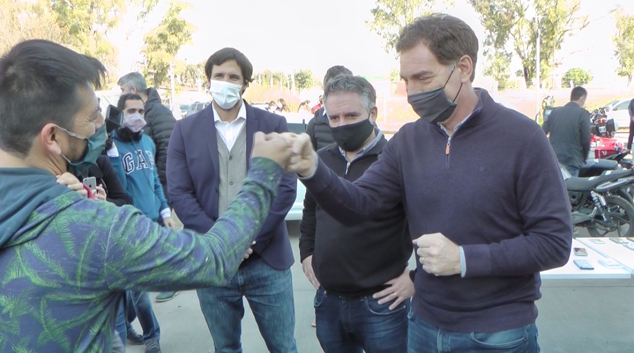 Devolución de celulares recuperados