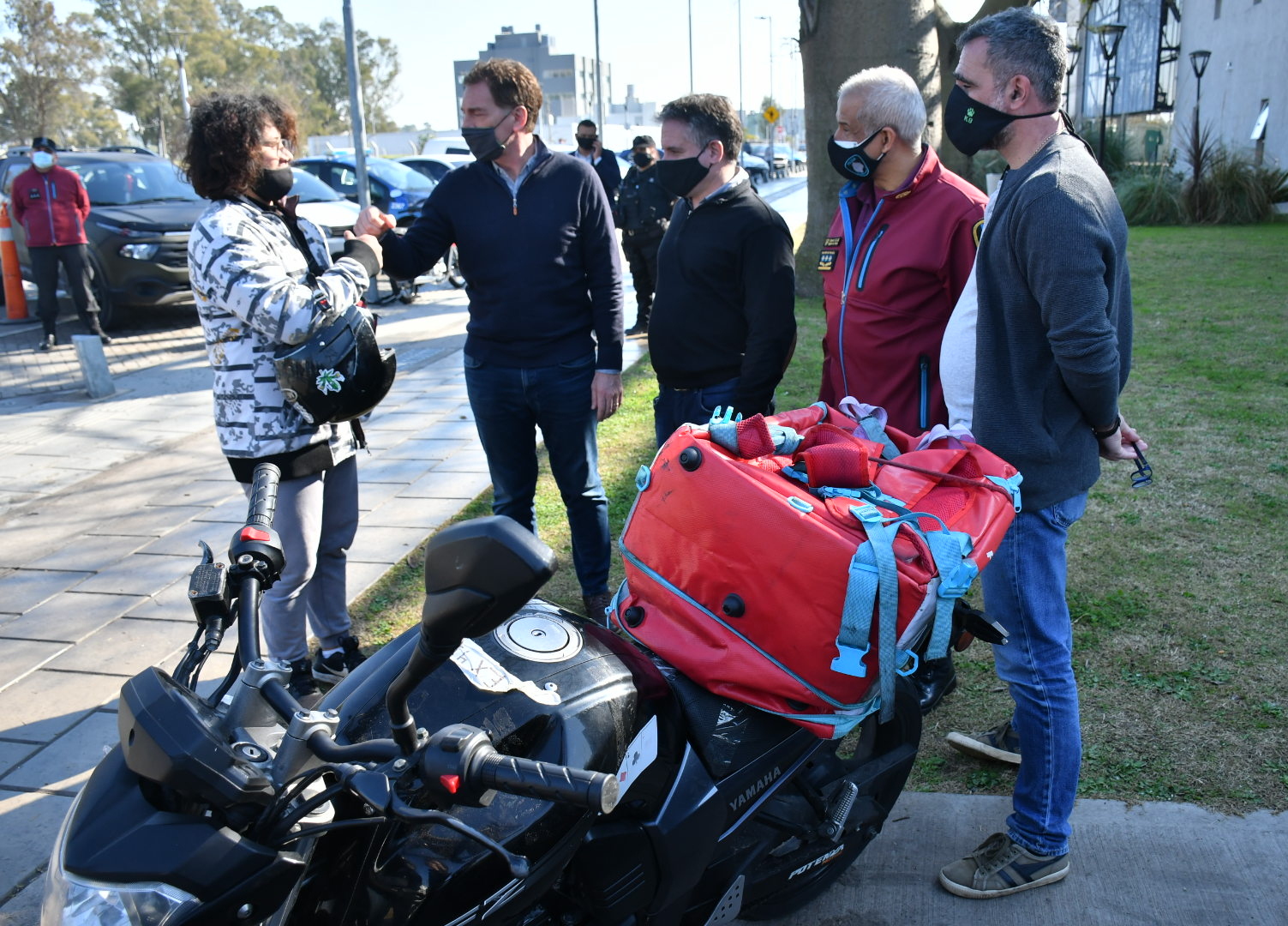 El Ministerio de Justicia y Seguridad le devolvió a sus dueños celulares y motos recuperados por la Policía de la Ciudad 