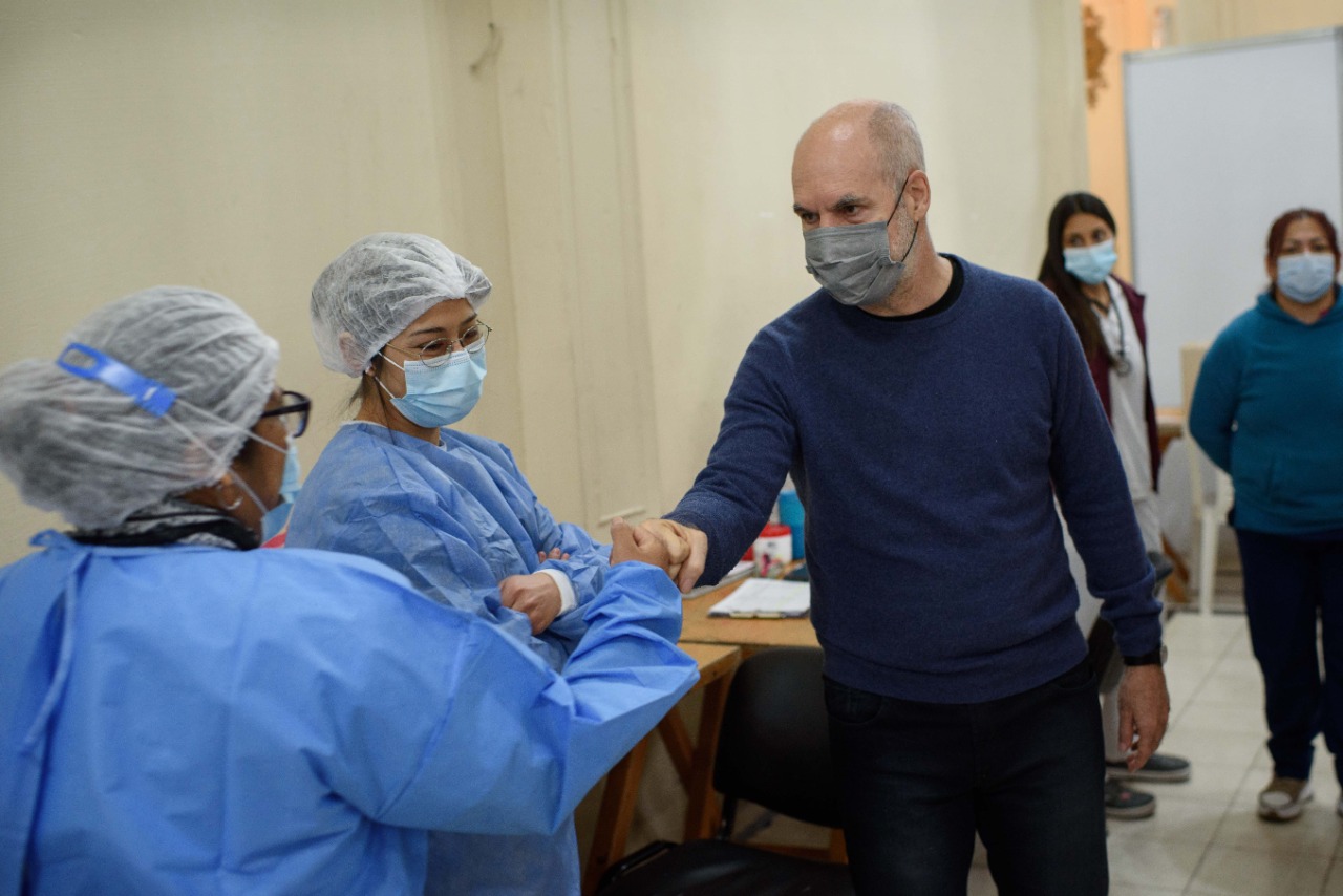 Rodríguez Larreta recorrió el centro de vacunación del Club Italiano 