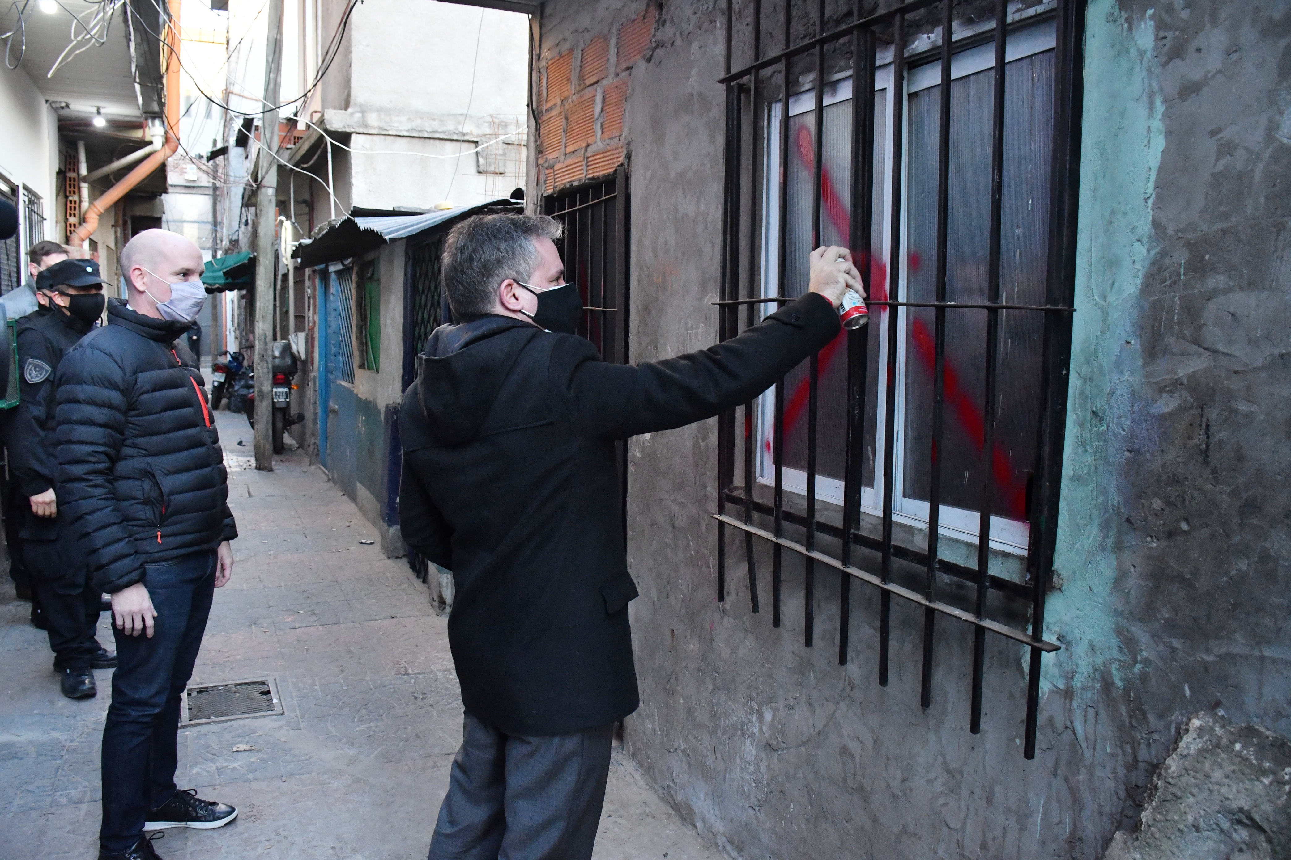 D'Alessandro participó del  cierre de un búnker de drogas en el Barrio Zavaleta