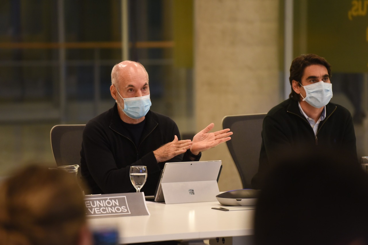 Reunión virtual de vecinos y vecinas de la Comuna 2 con Horacio