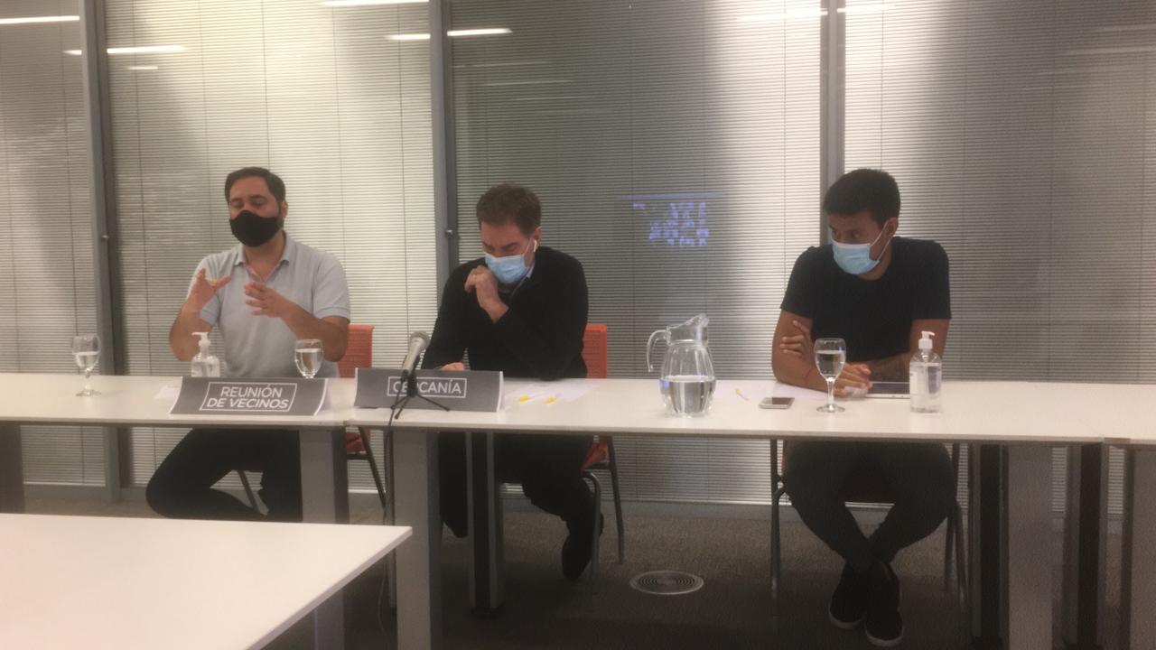 Reunión virtual de vecinos y vecinas de Vélez Sarsfield con Diego