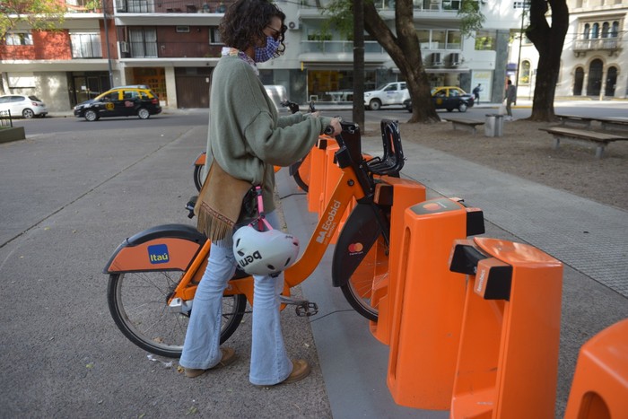 El transporte público es gratuito durante este domingo