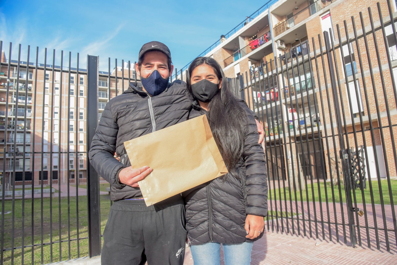 Ya se mudaron más de 550 familias a las nuevas viviendas construidas en el Playón de Chacarita