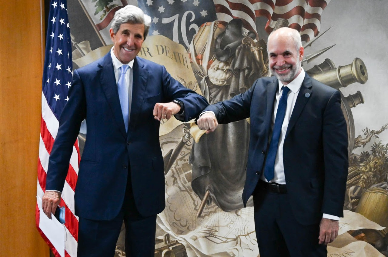 Rodríguez Larreta se reunió con John Kerry en Washington y lo invitó a participar de la Cumbre de Alcaldes de C40 en Buenos Aires