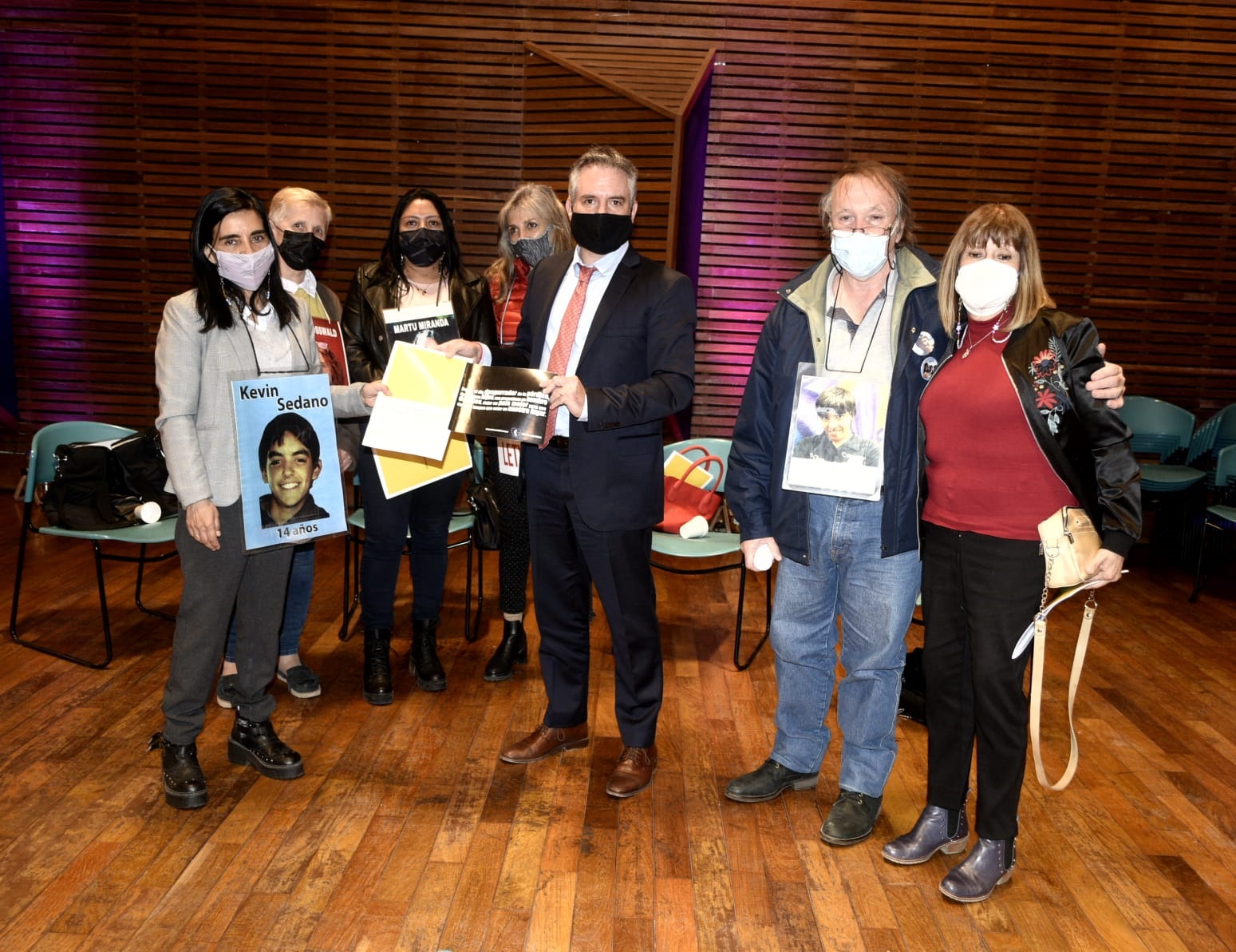 D’Alessandro y las Madres del Dolor presentaron la primera “Guía de Orientación y Asistencia a las Víctimas de Delitos”