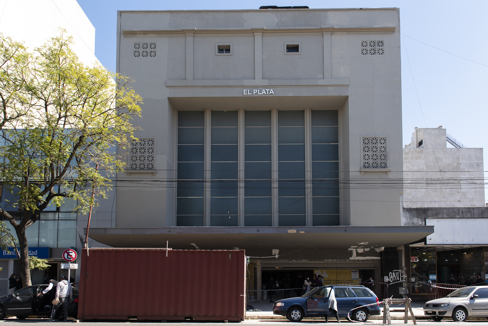 Con una gran fiesta en el espacio público, el Cine teatro El Plata da inicio a su programación cultural