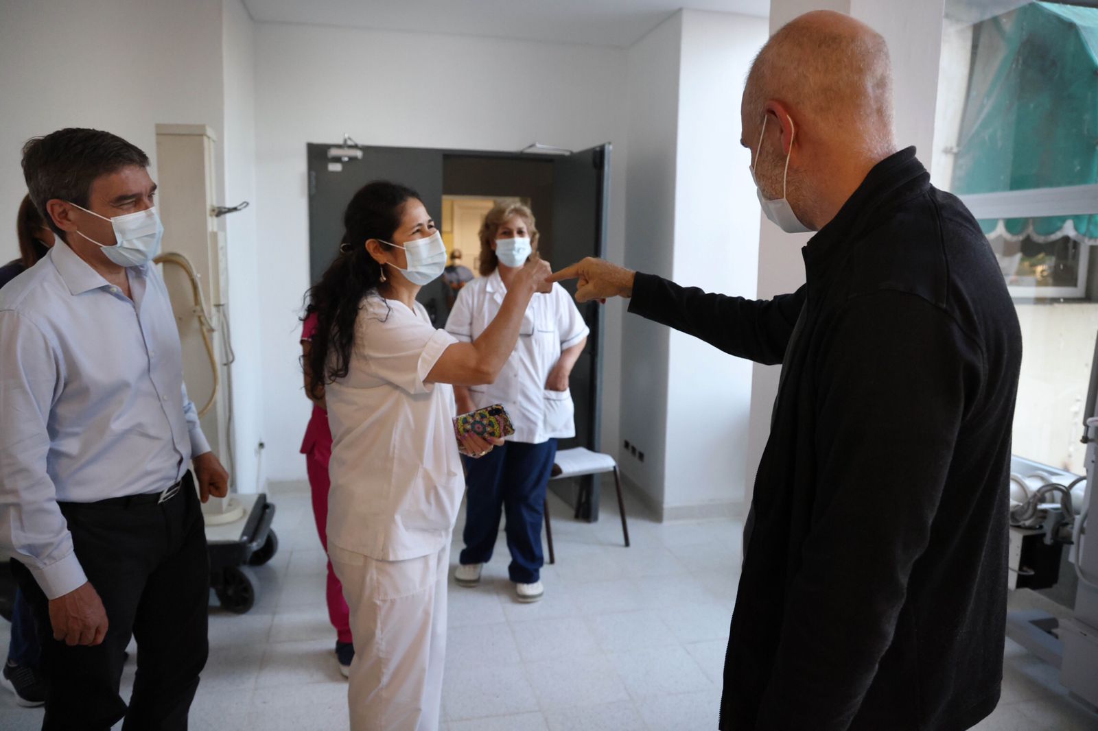 Rodríguez Larreta visitó la guardia del Hospital Vélez Sarsfield