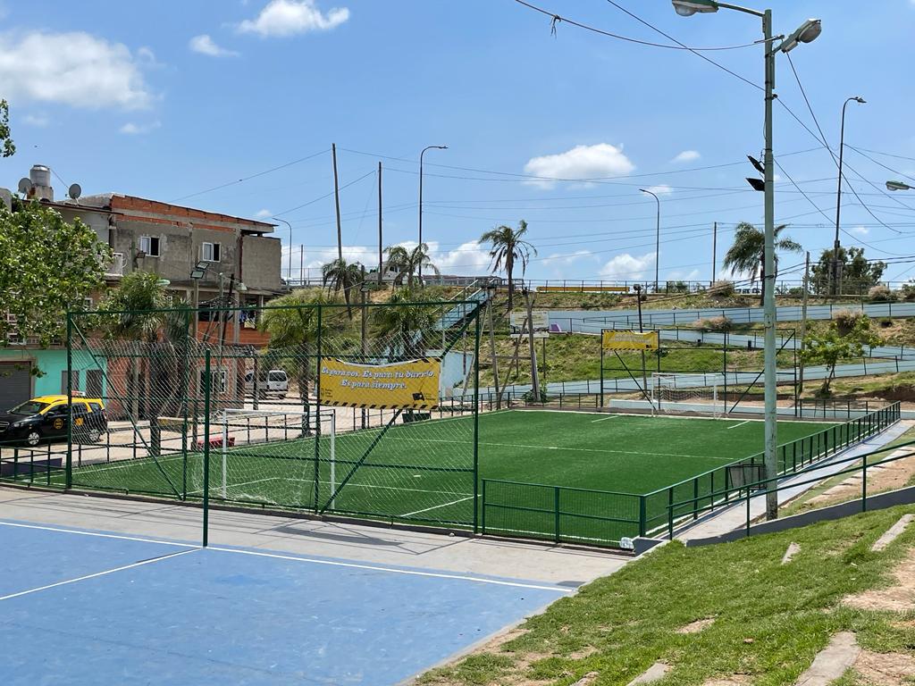La Ciudad puso en valor las canchas de fútbol de ocho barrios populares