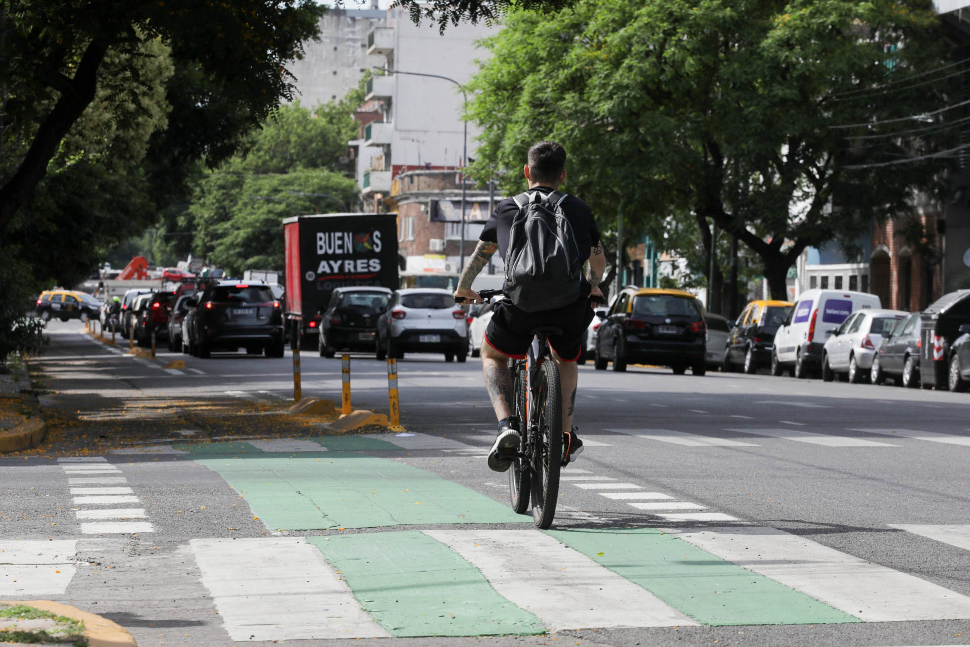 Finalizaron las obras de la ciclovía en avenida Forest y arrancan los trabajos en Jorge Newbery