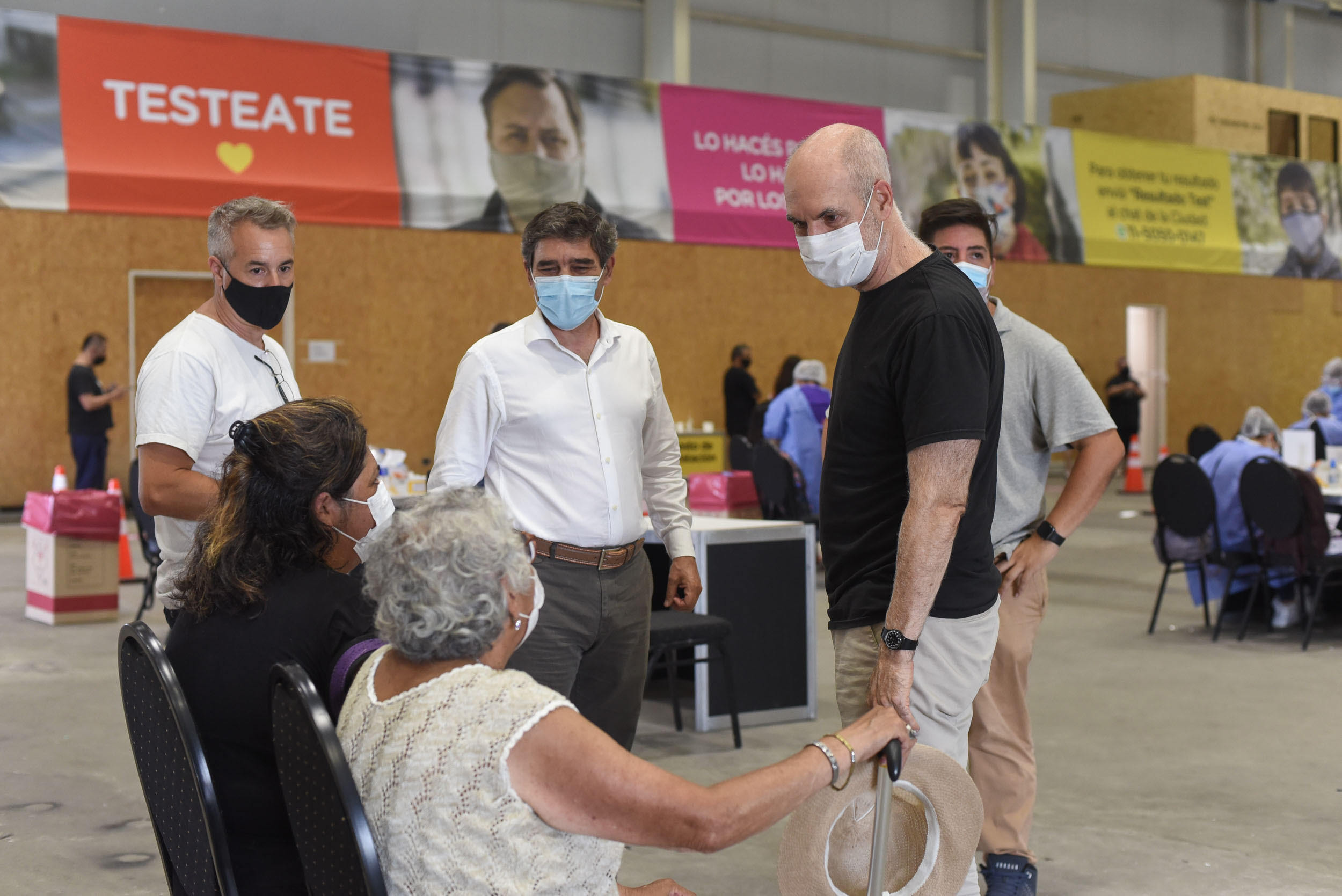 Rodríguez Larreta recorrió el centro de testeo de Parque Roca