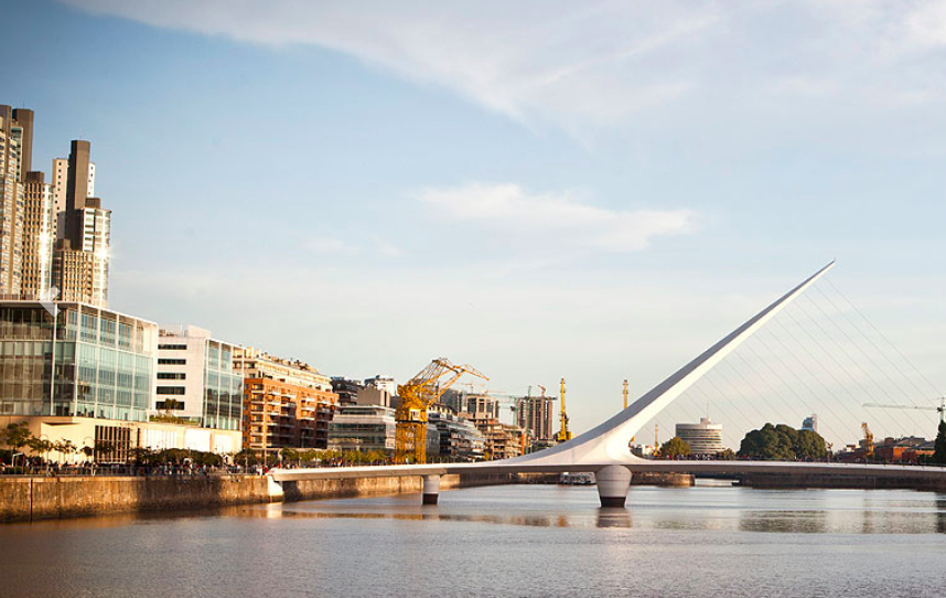 Buenos Aires está entre las mejores ciudades de la región​​ para hacer negocios