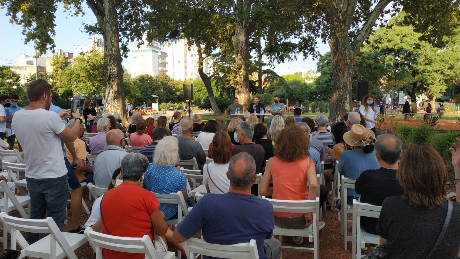 Reunión en Villa Ortúzar con Jorge Macri