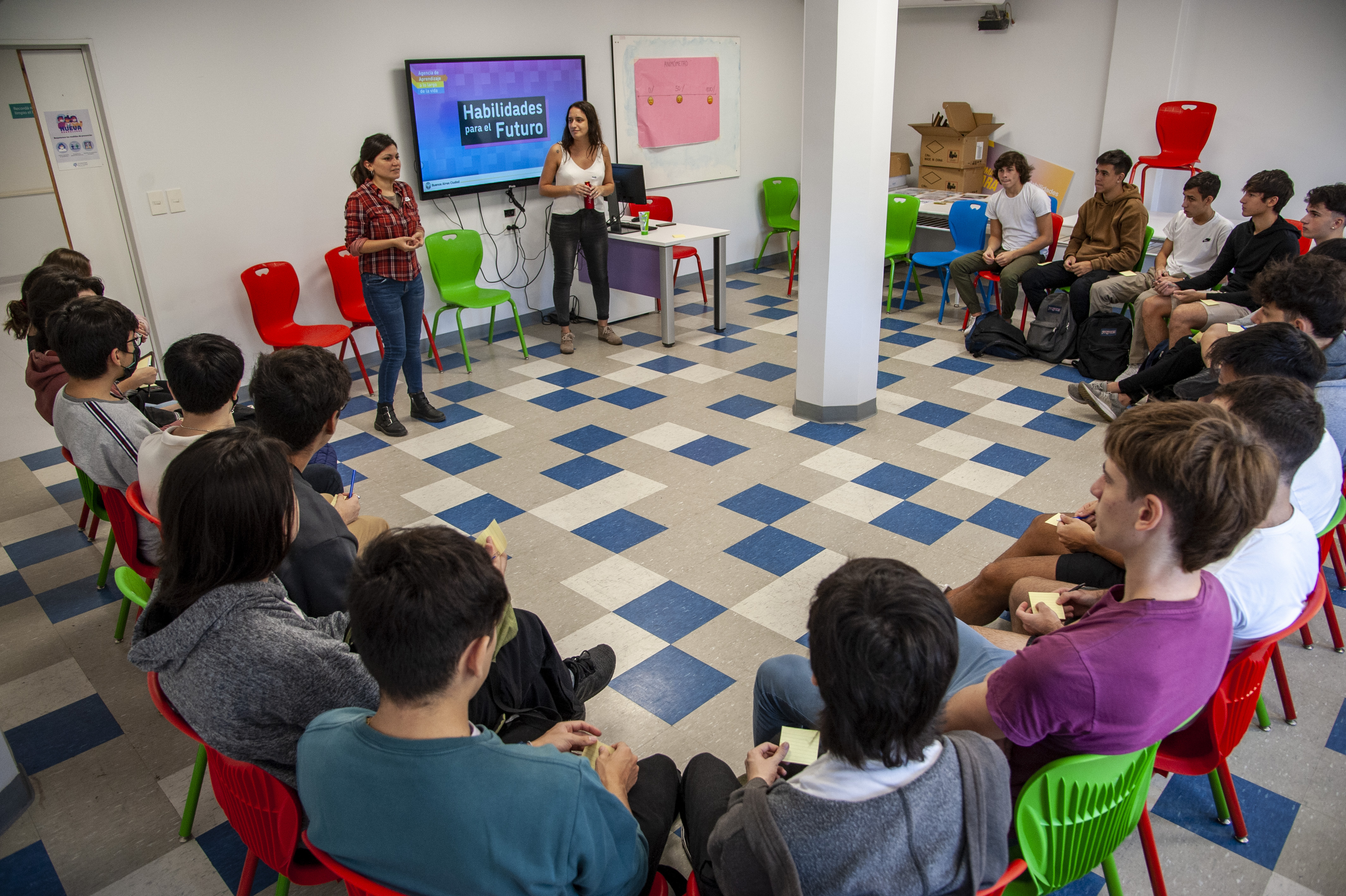 2500 estudiantes empiezan esta semana el curso de Educación Financiera en la Ciudad