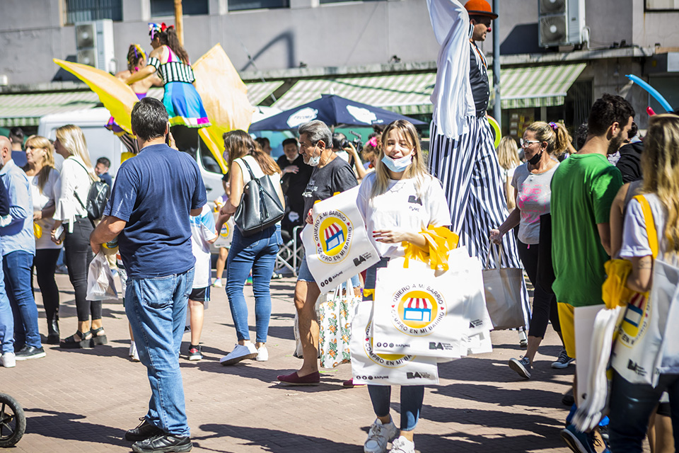 La Semana CCA llegó al Barrio Chino para impulsar las ventas de los comercios de Belgrano