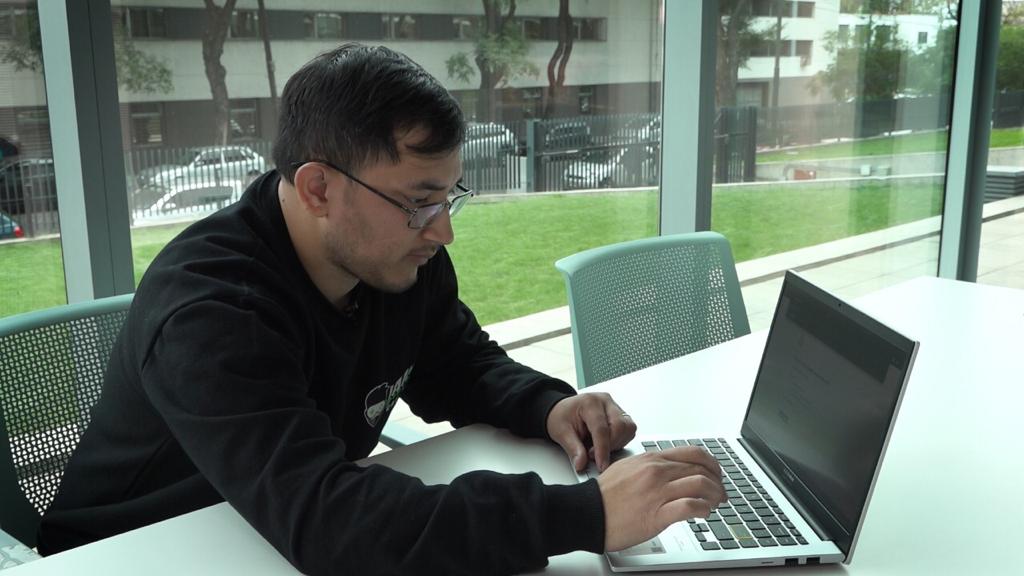 Formó una empresa de videojuegos, participó de una Game Jam del Gobierno porteño y hoy buscan sus productos desde China