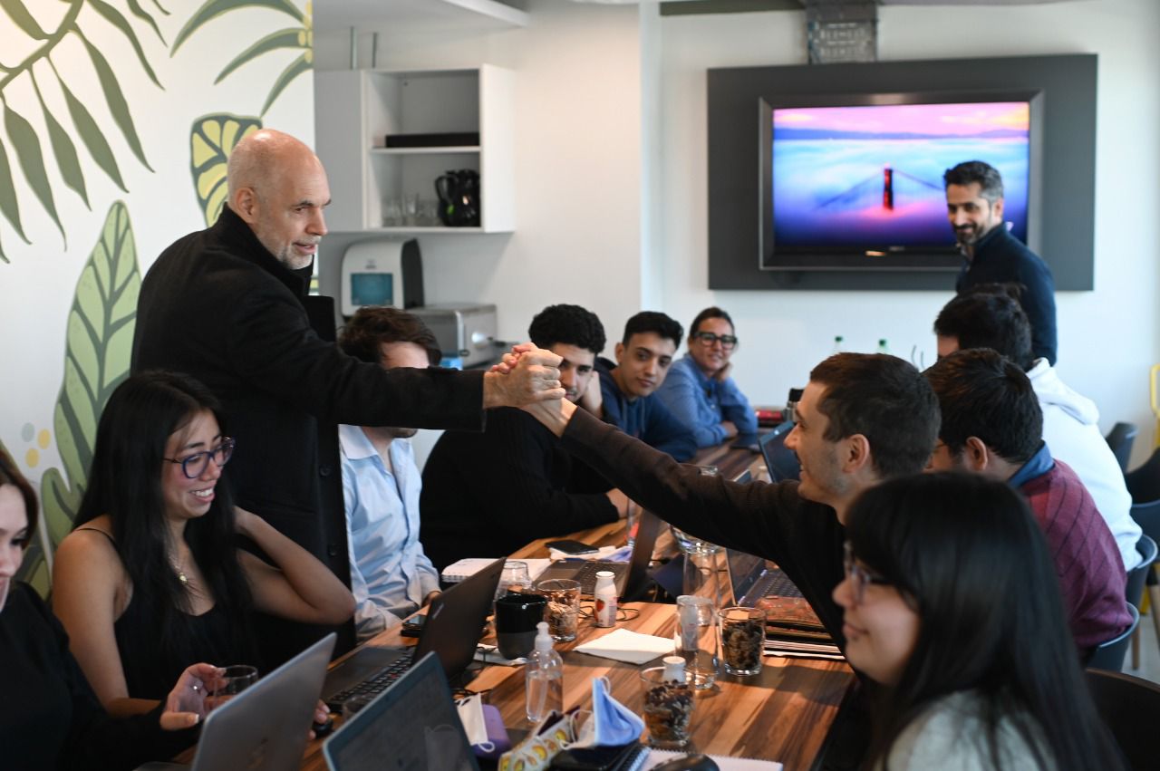 Rodríguez Larreta visitó una empresa que participa del Plan Empleo Joven 