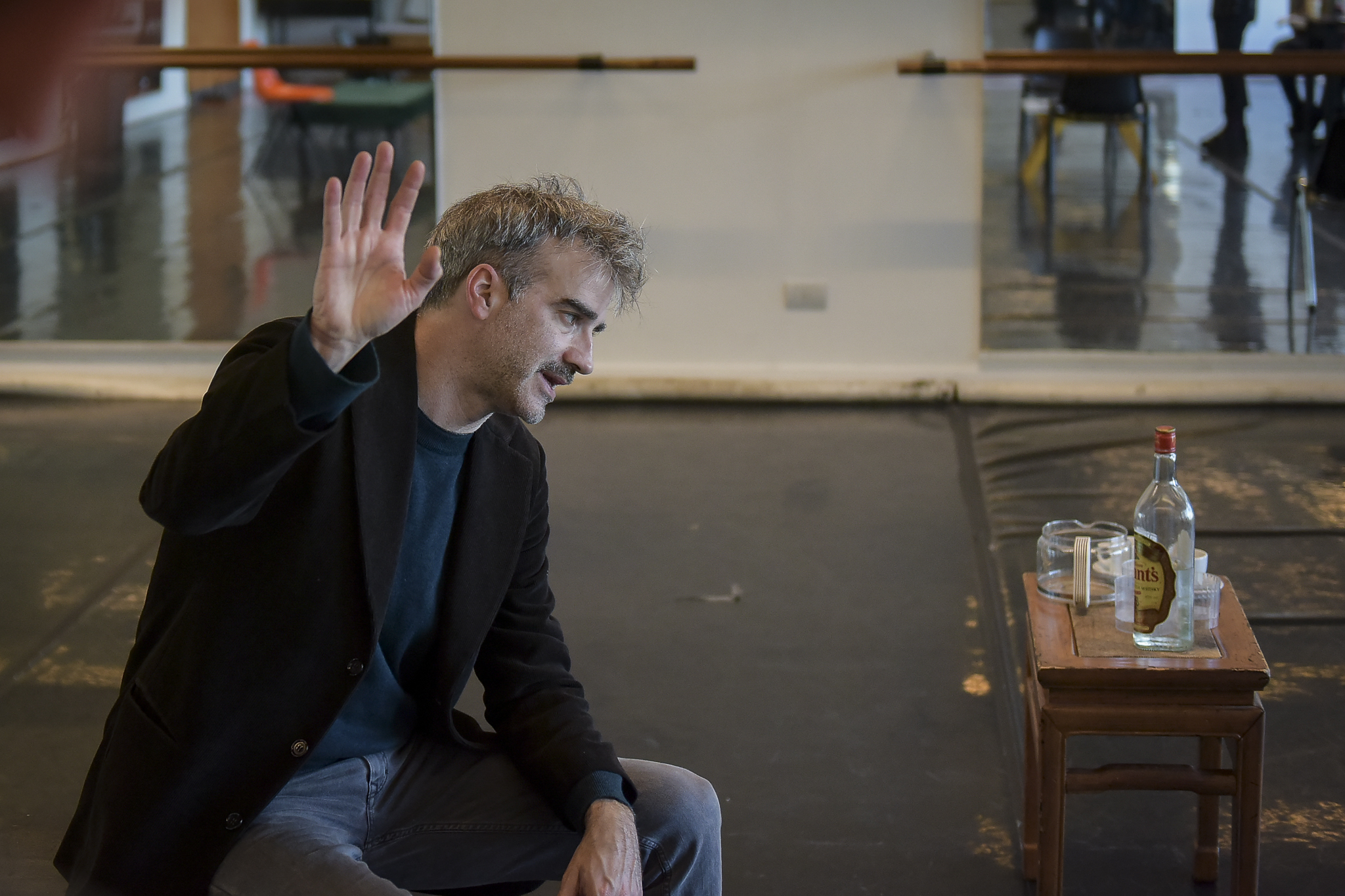 Se estrenó "Las manos sucias" en el Teatro San Martín