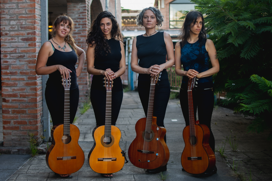 Las Guitarras de Gardel