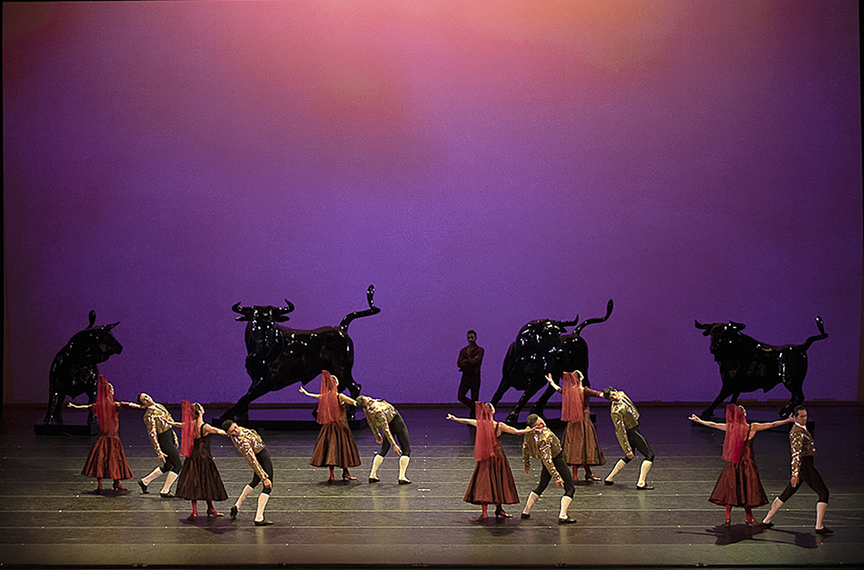 Sinfonietta y Carmen, el nuevo programa mixto del Ballet Estable del Teatro Colón 