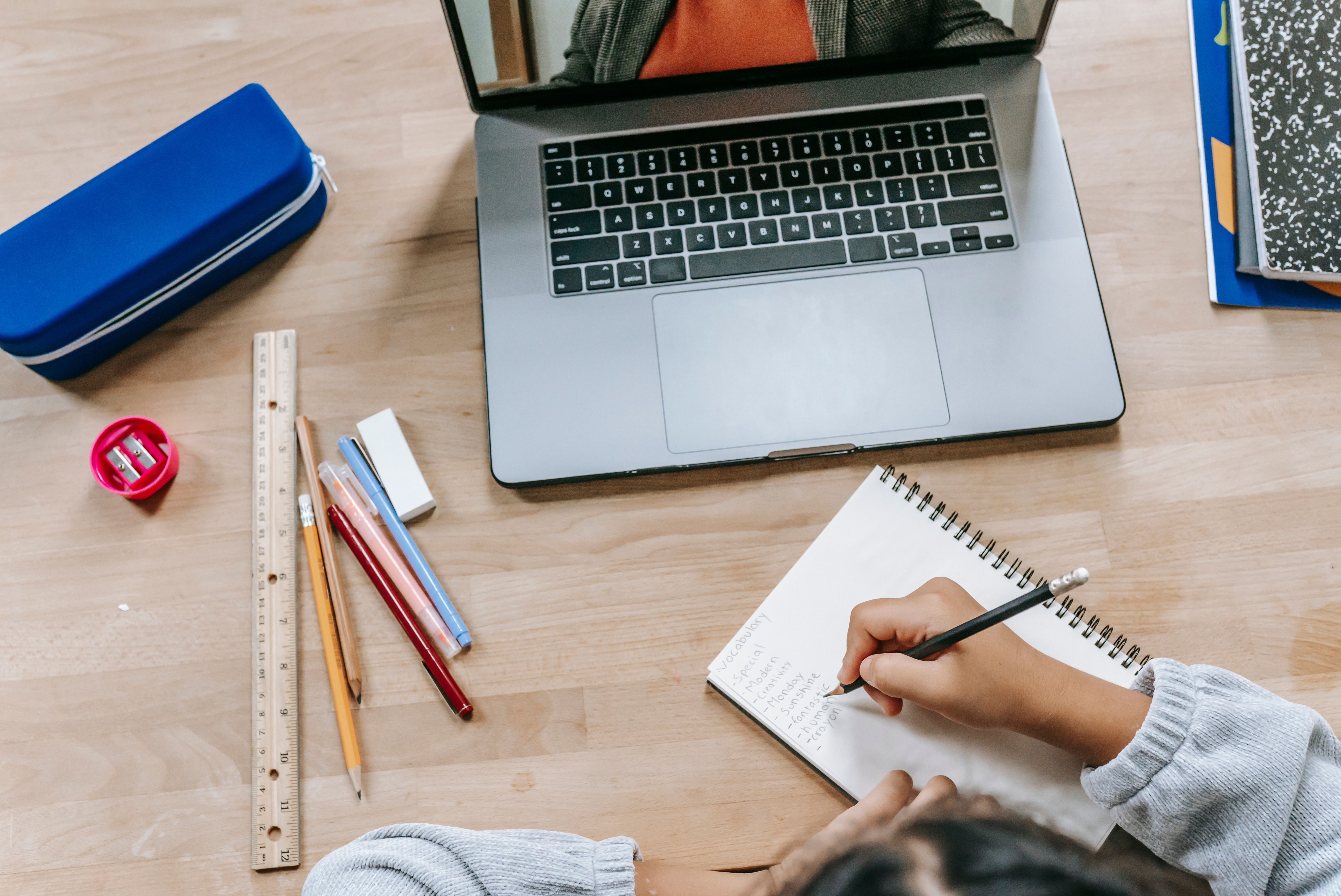 Con Academia BA Emprende Digital aprendés en cualquier momento y desde dónde quieras