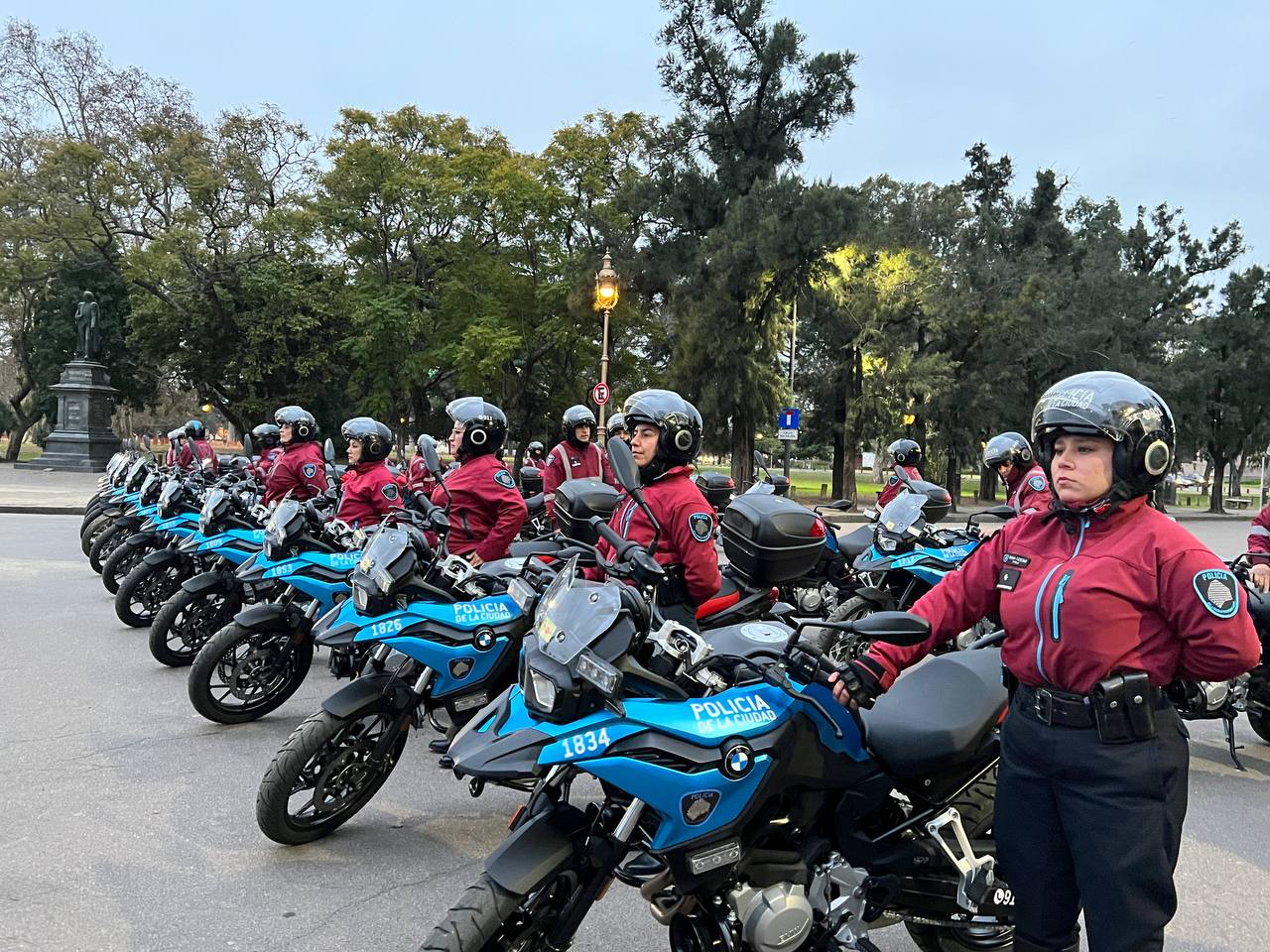 Activo rol de la mujer en la Policía de la Ciudad