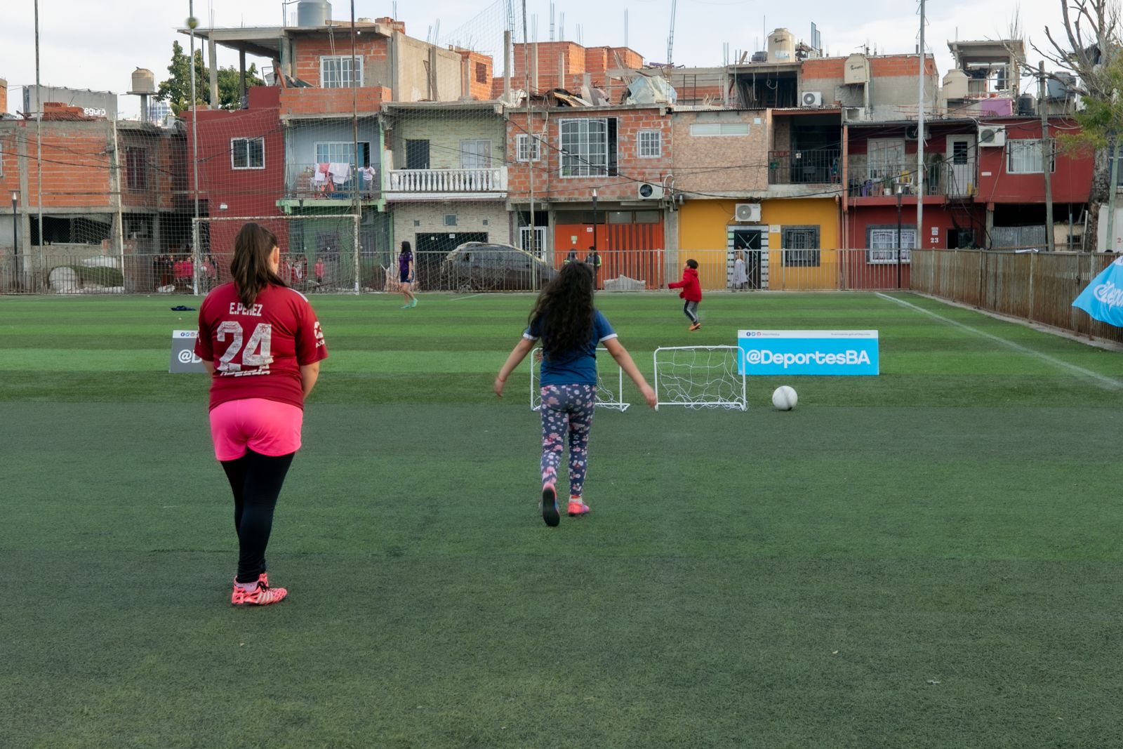 Celebramos el Día Nacional de las Futbolistas en Barrio Mugica