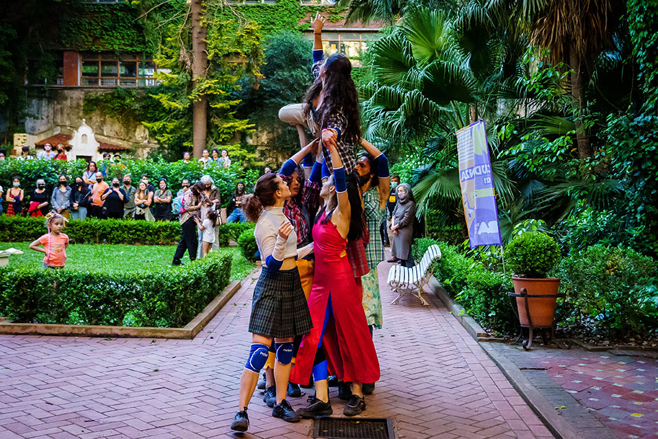 ¡Participá de dos Residencias internacionales junto al Festival Buenos Aires Danza Contemporánea!