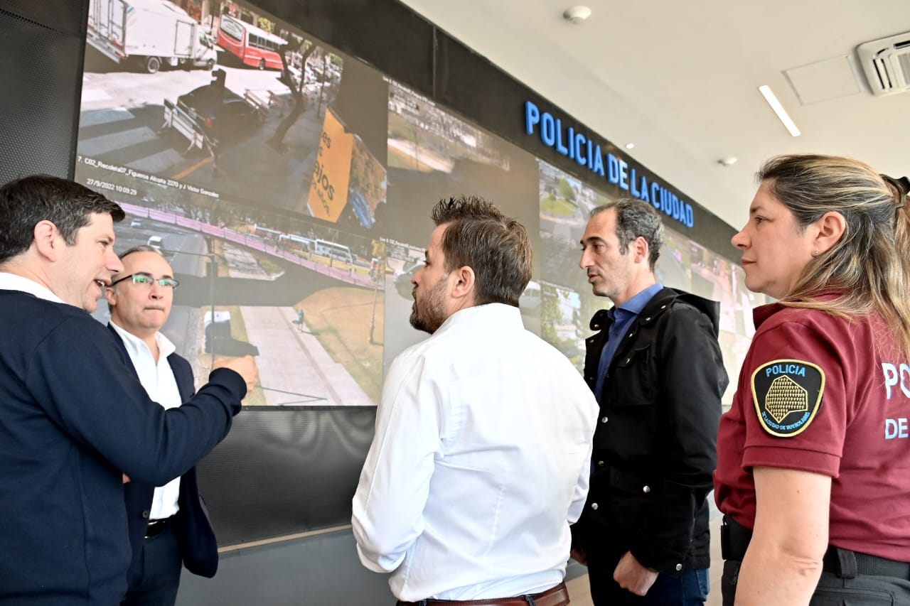 Visita del diputado Martín Tetaz al CMU de Puerto Madero