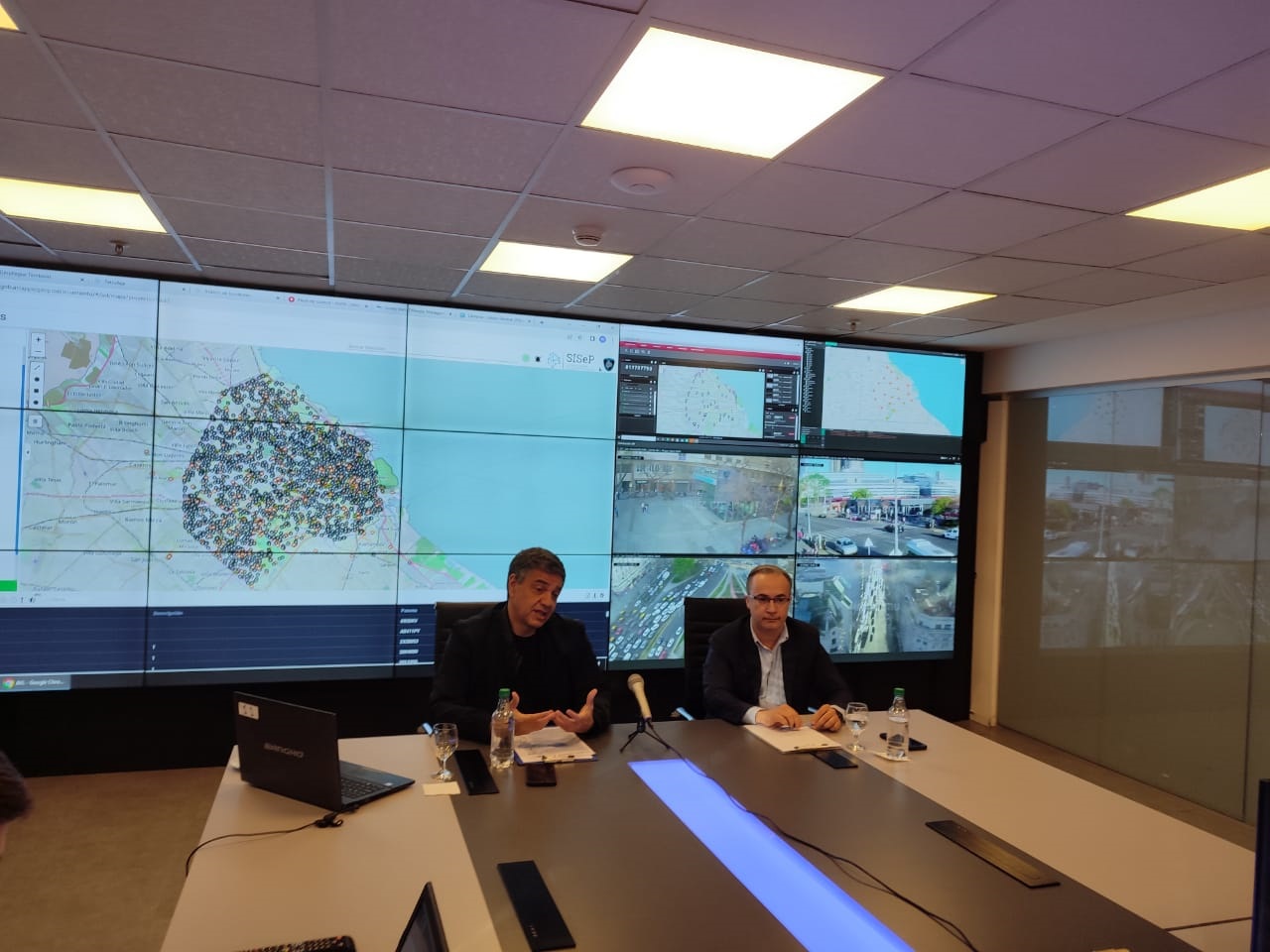 Reunión virtual de vecinos y vecinas con Jorge Macri