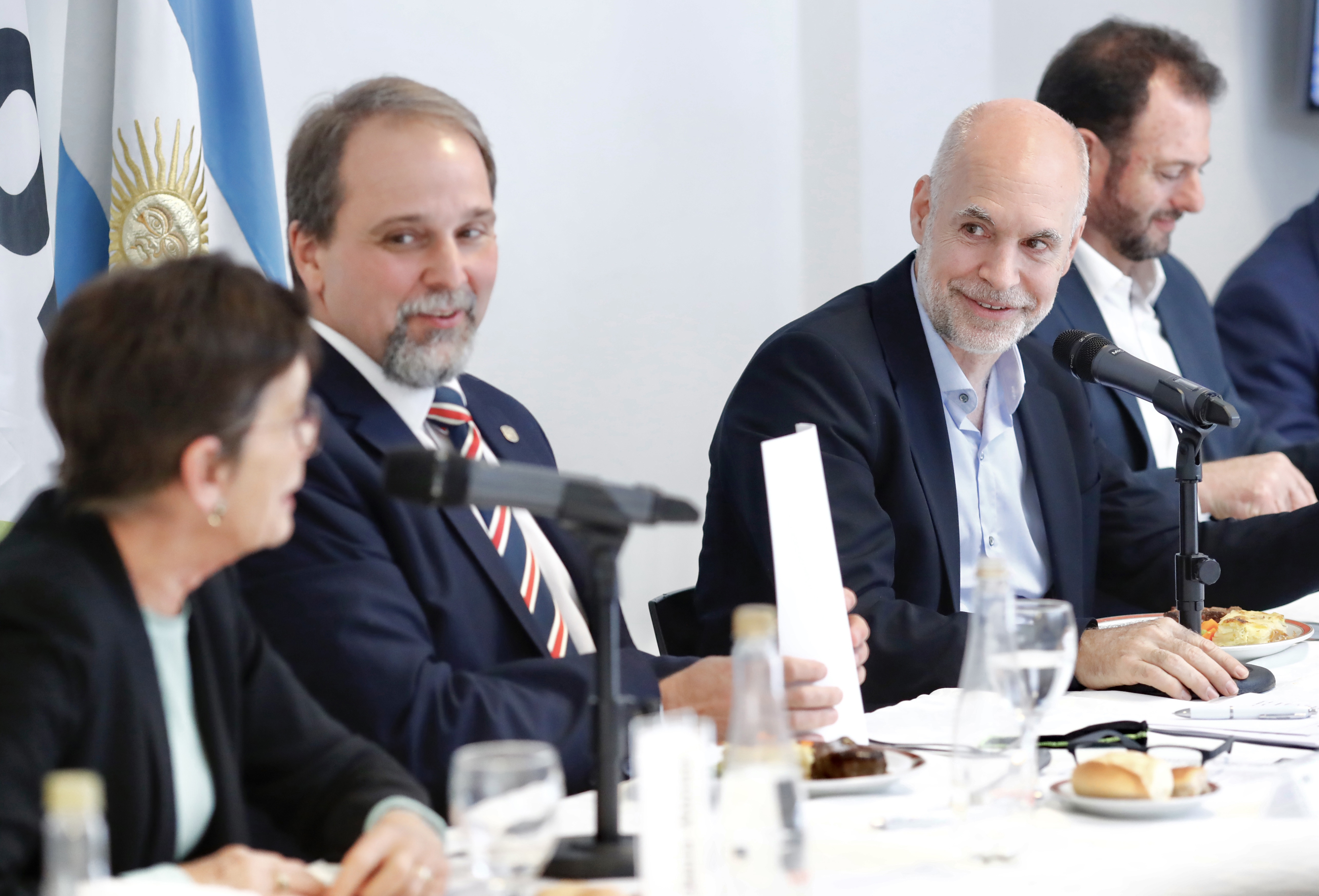 El Jefe de Gobierno porteño, junto a empresarios y académicos: "Hagamos un plan consensuado y sostengámoslo por 30 años"