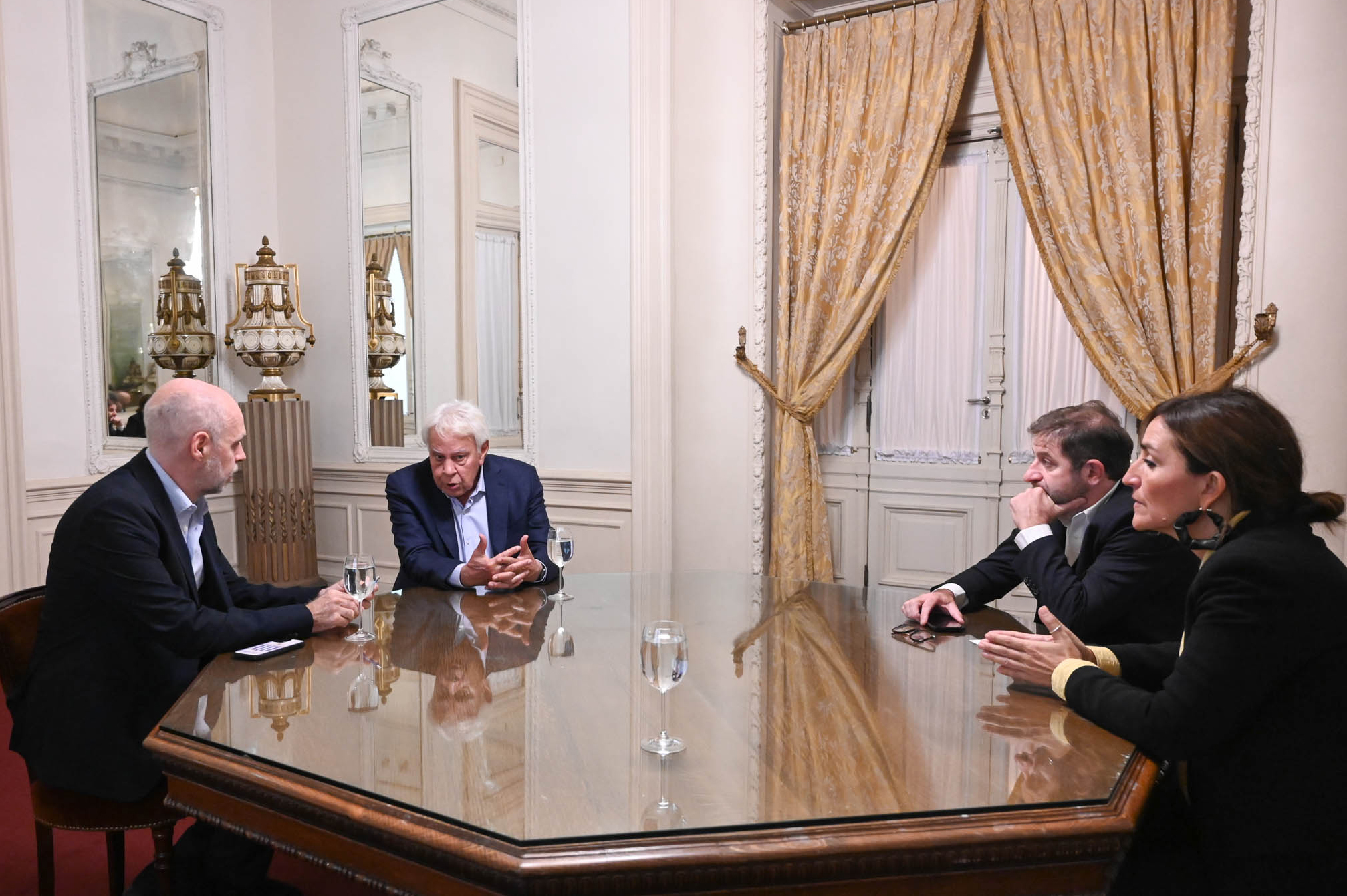 Rodríguez Larreta se reunió con Felipe González, expresidente de España: “Los argentinos necesitamos grandes consensos para que el país se desarrolle”