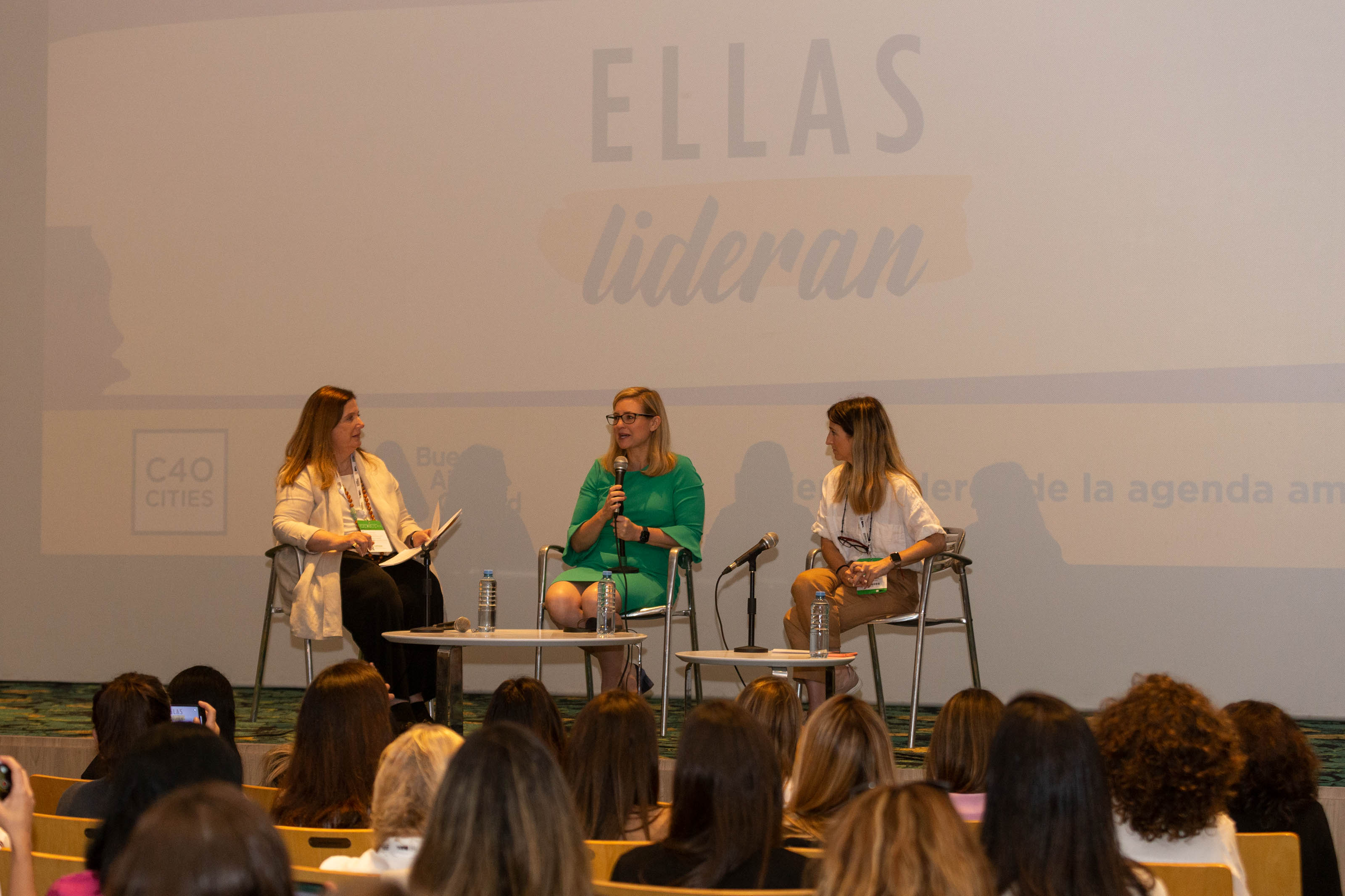 La ciudad organizó un encuentro de mujeres líderes en el marco del C40