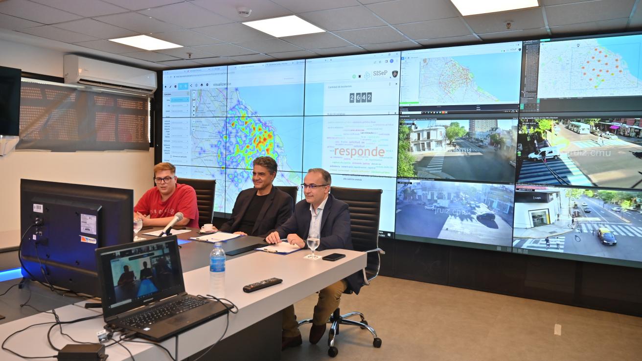 Zoom con vecinos por tema seguridad_1