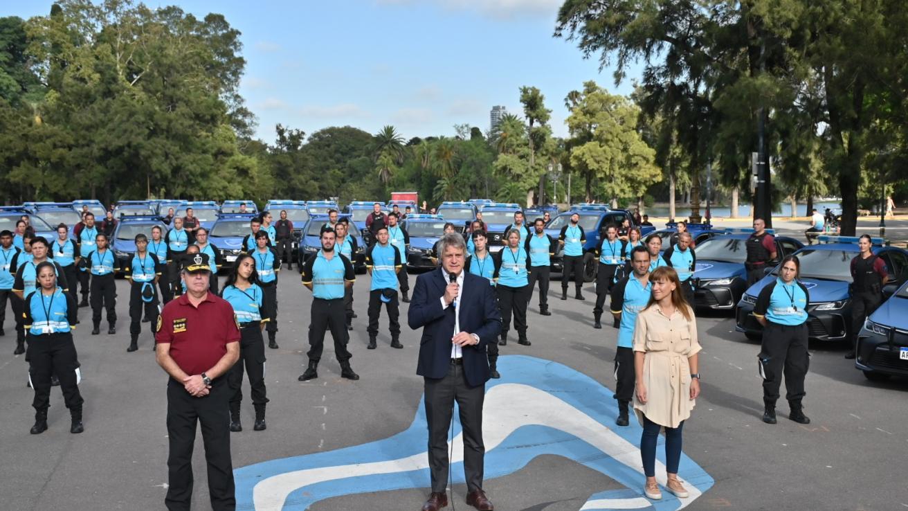 Más vehículos para la Policía de la Ciudad y nuevos Agentes de Prevención