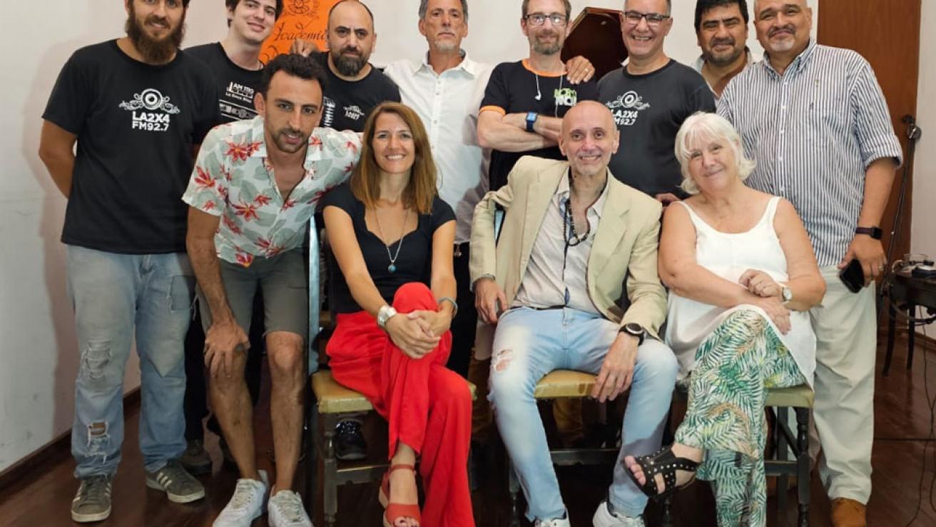 Equipo de Por la Vuelta y equipo técnico La 2x4