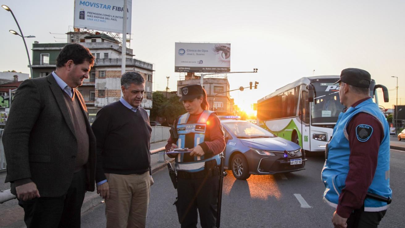 JM con Burzaco en Devoto 2