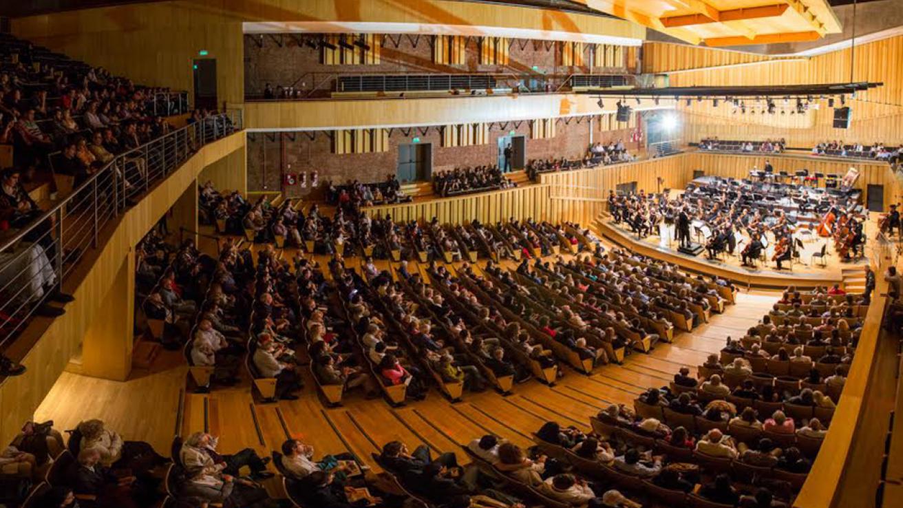 Concierto de orquesta en Sala de cámara de la usina del arte 