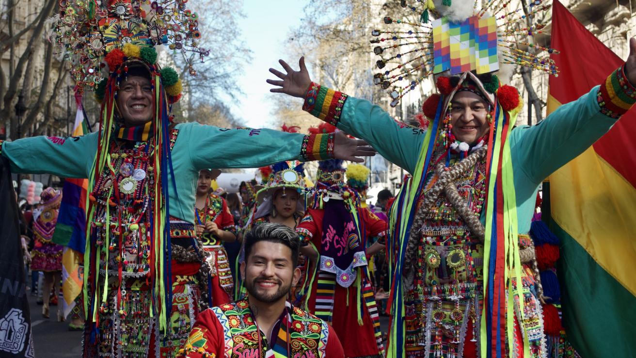 Celebra Bolivia