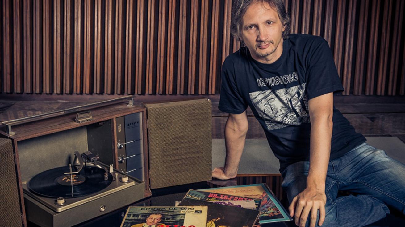 Gabriel Cocaro conduce Clics Tangueros