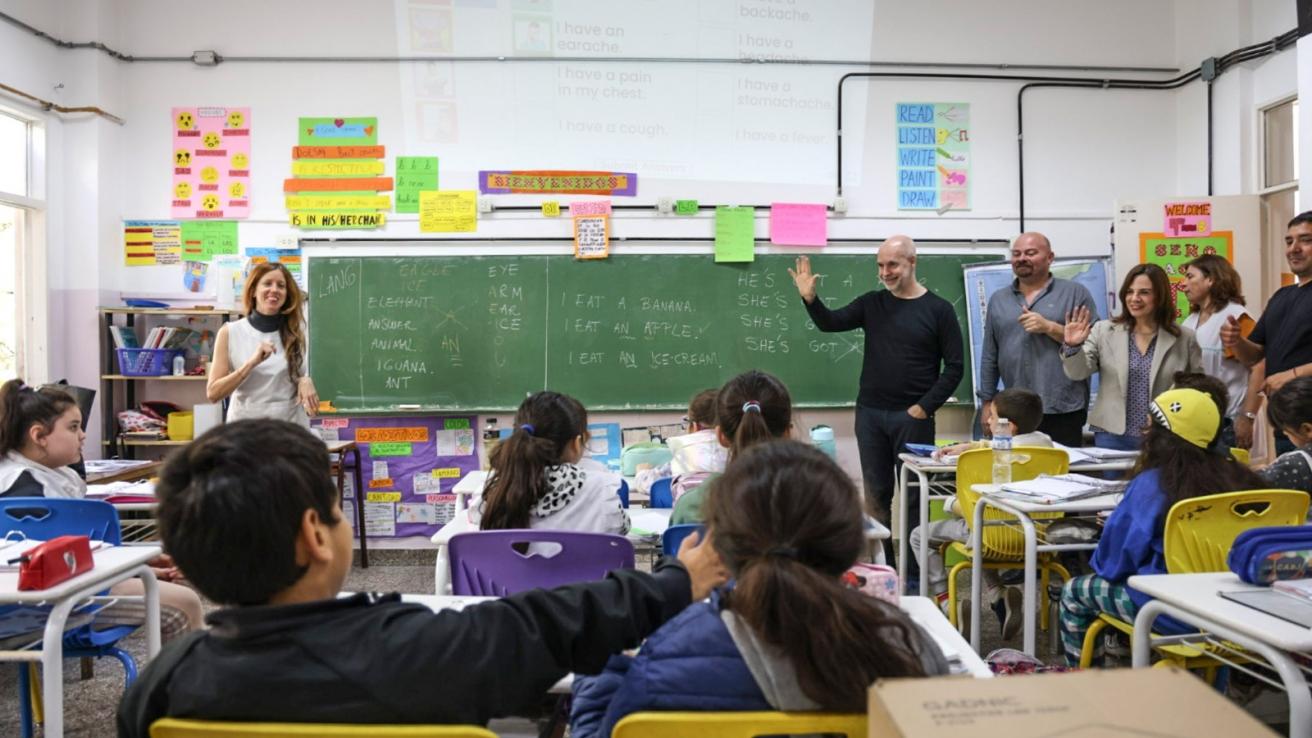 Rodríguez Larreta recorrió una escuela bilingüe