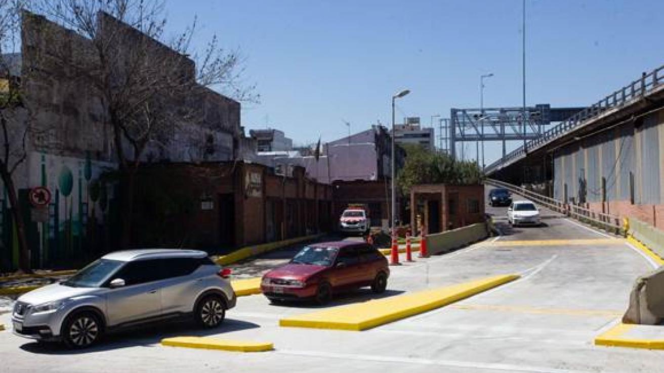 Bajada del peaje Alberti