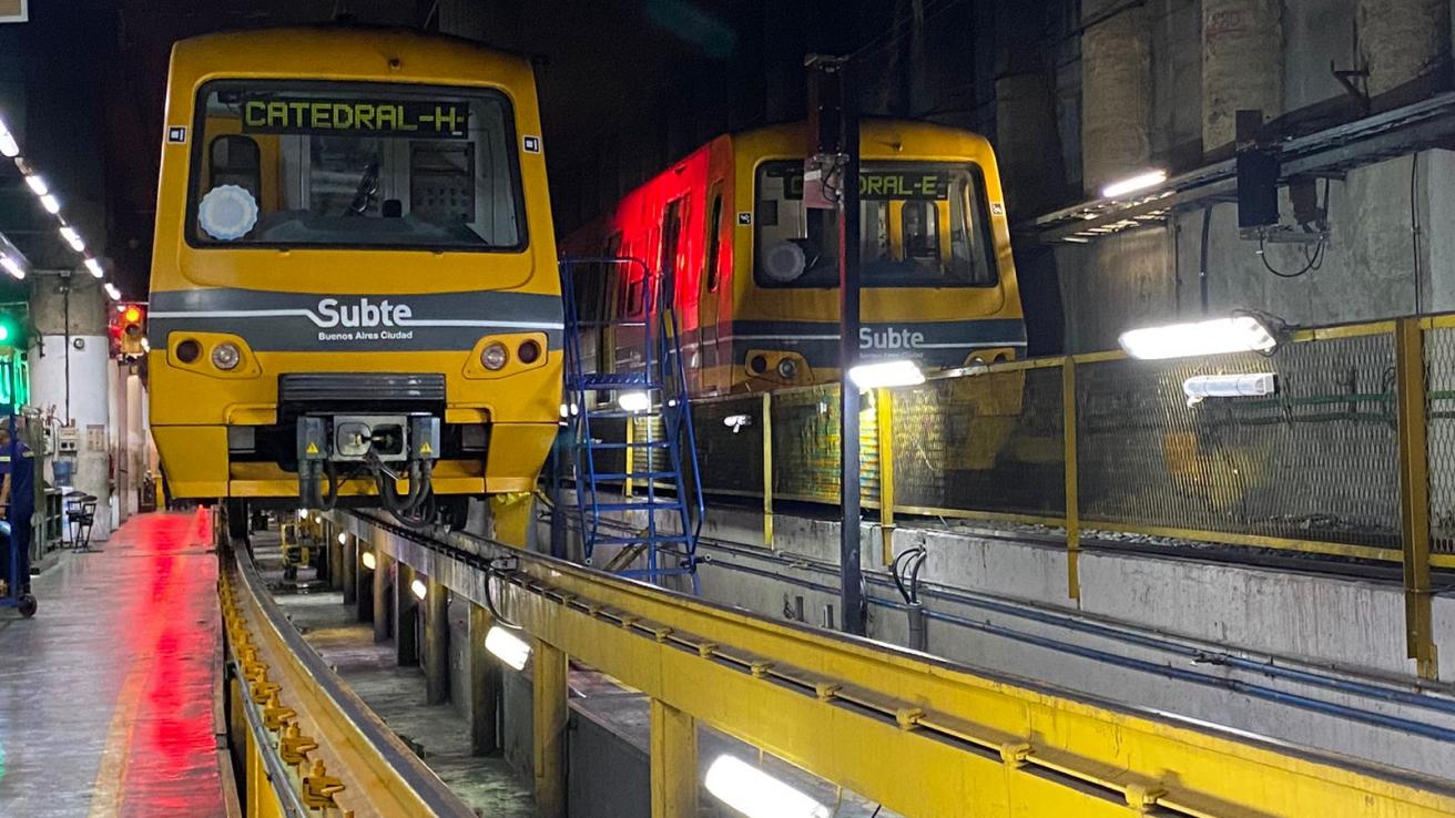 Para mejorar el servicio y la regularidad, a partir de hoy la línea D de subtes está cerrada por una indispensable obra de infraestructura