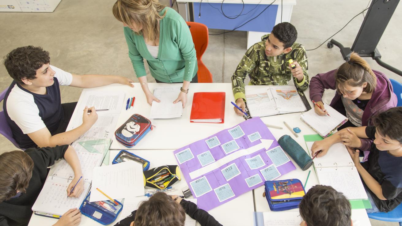 22.000 estudiantes de primer año de la Secundaria continúan cursando el Trayecto de articulación de Primaria a Secundaria.