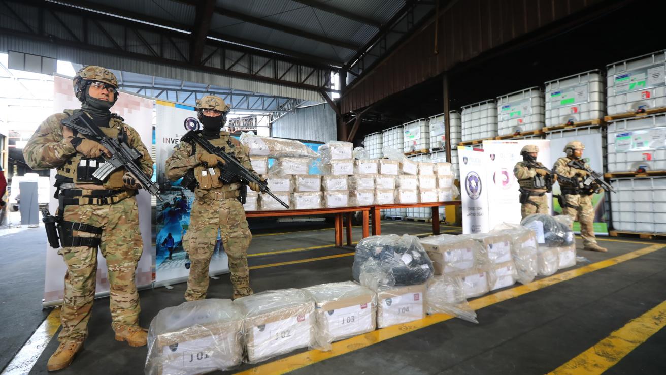 La Ciudad incineró más de 360 kilos de droga secuestrada en operativos contra el narcomenudeo