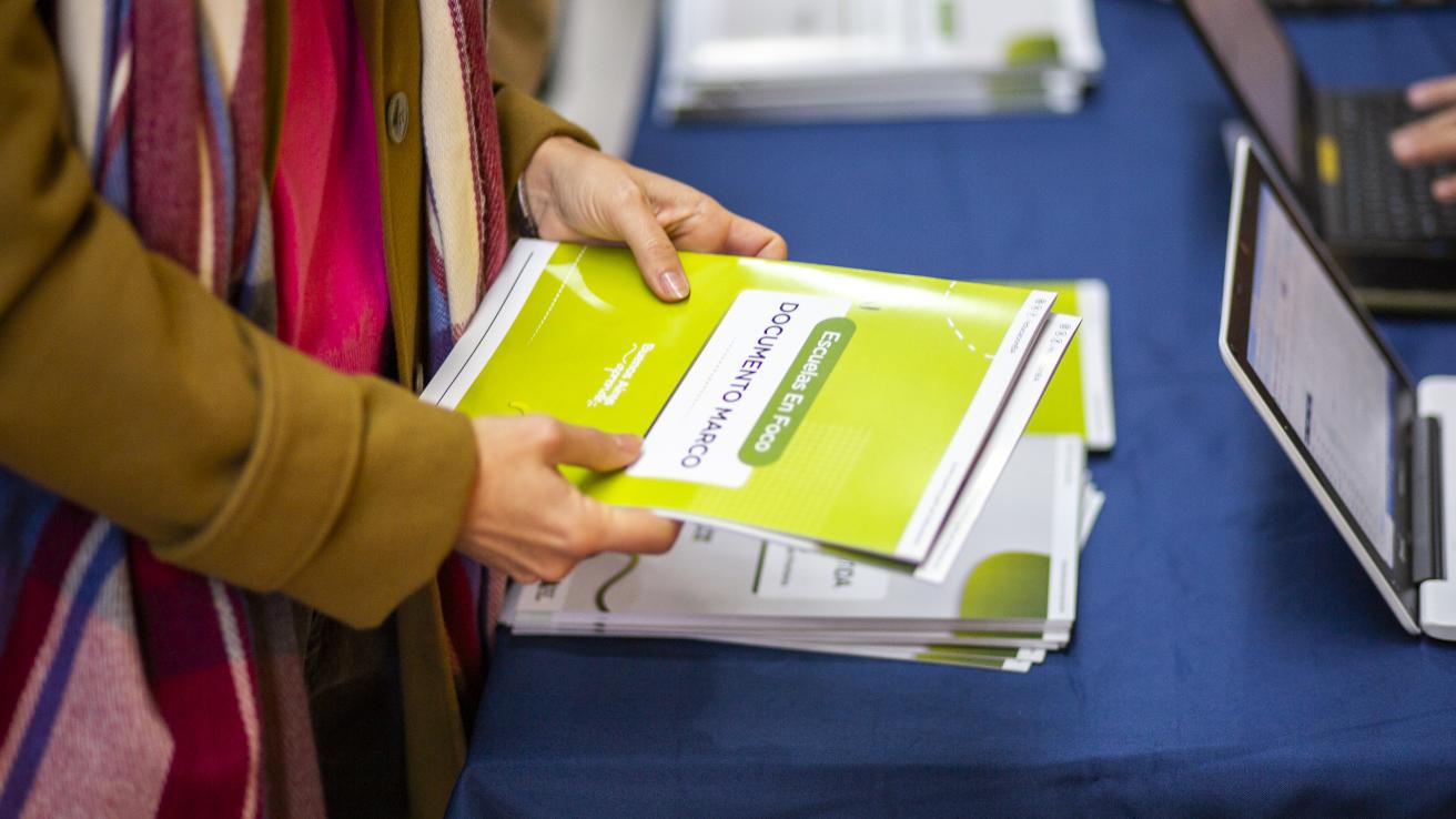 500 ESCUELAS DE LA CIUDAD IMPLEMENTARÁN EL PROGRAMA “ESCUELAS EN FOCO” 