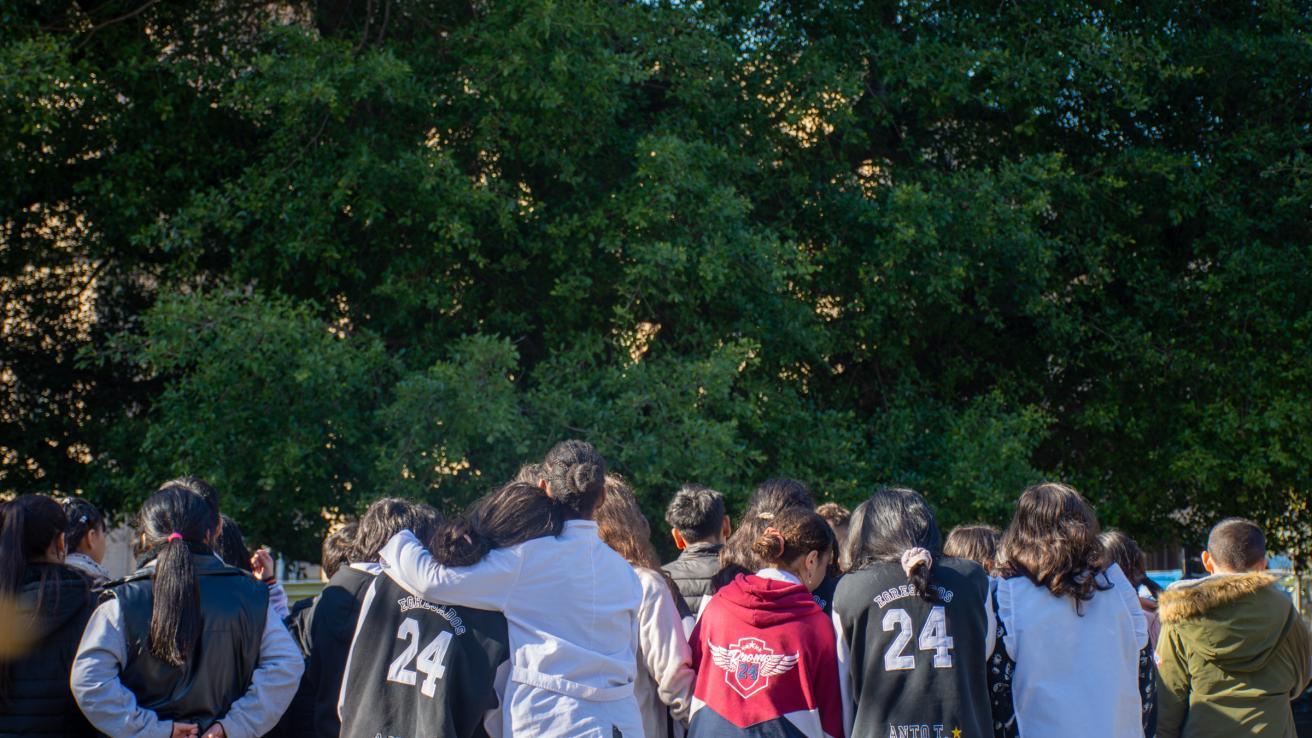 Alumnos en la Plaza Lavalle