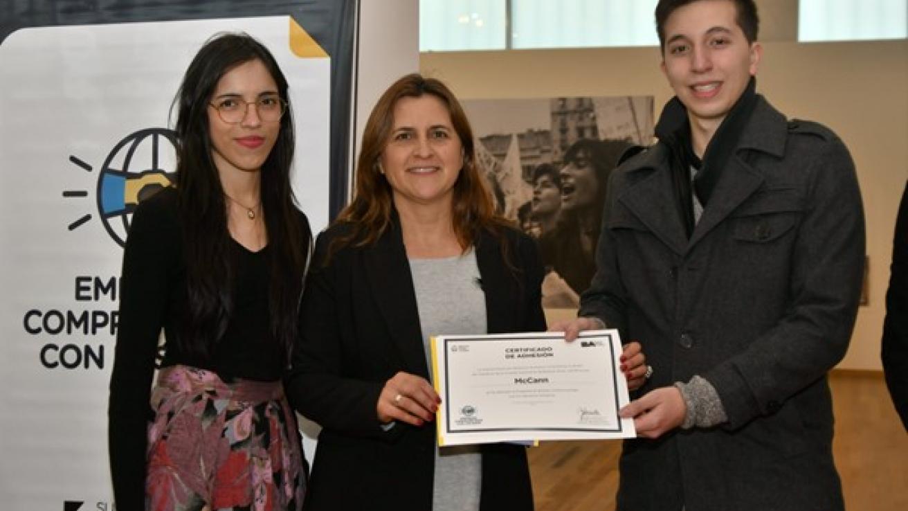Entrega de diplomas de Empresas Comprometidas con los DDHH